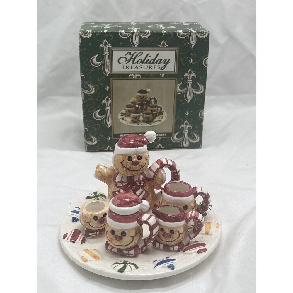 Vintage Holiday Treasures Miniature Holiday Tea Set Ceramic RARE